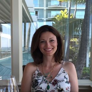 Meet your Posher, Laura